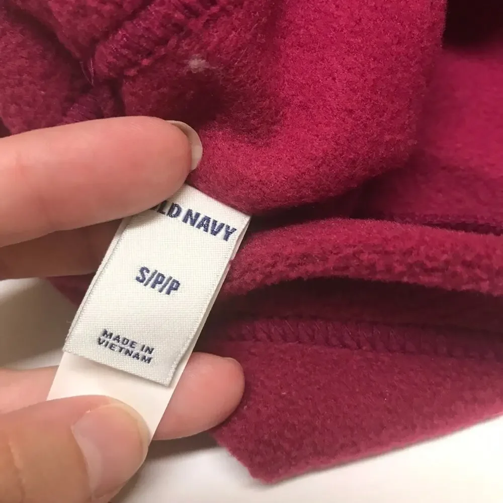Old Navy Girls Hat Size 12-24 Mo S‎ Red Plum Fleece Flower Beanie NEW